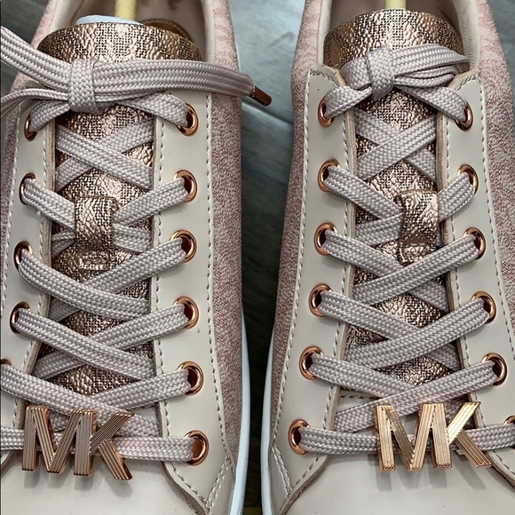 MICHAEL KORS POPPY LACE UP MINI MK LOGO PVC BALLET - Picture 9 of 16